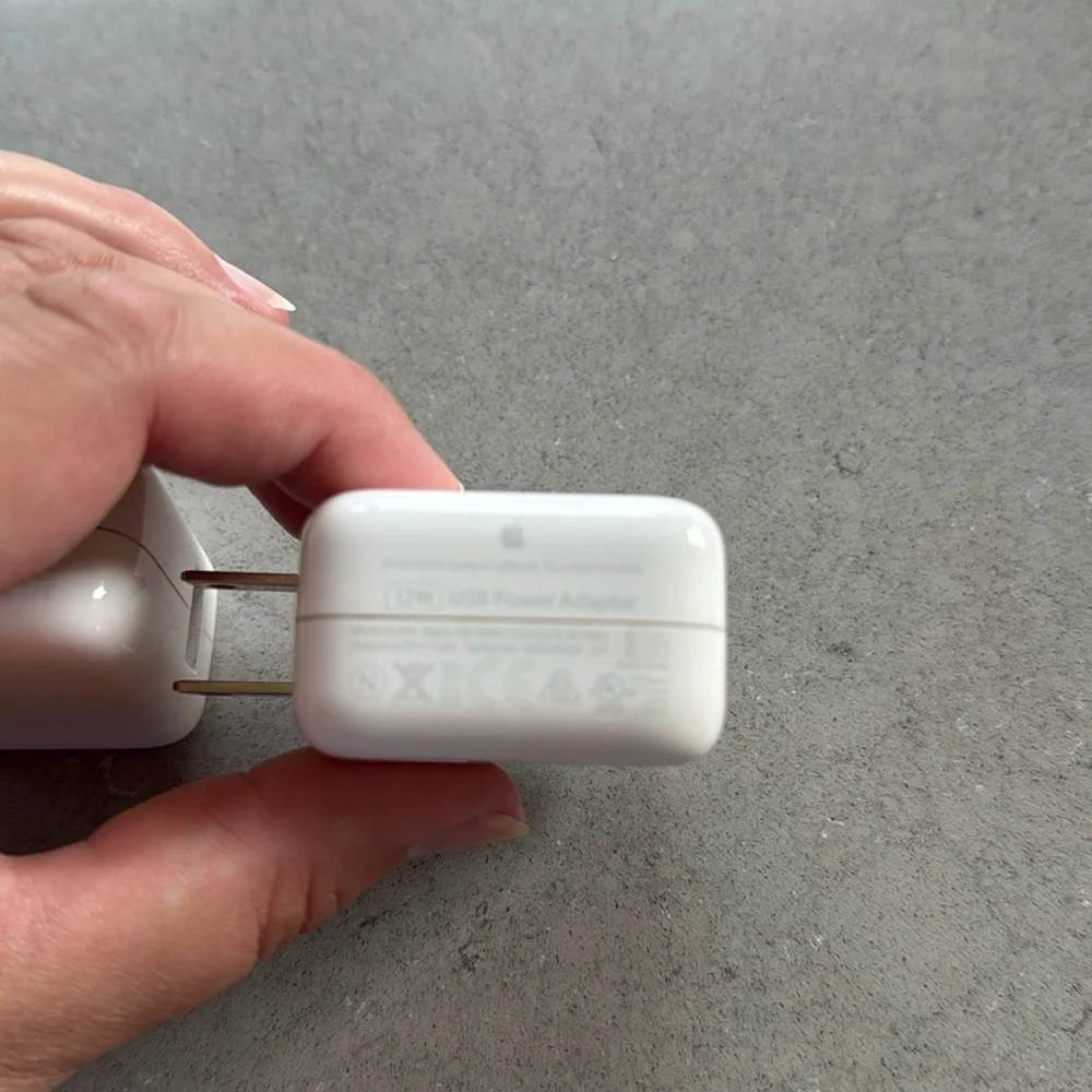 2 Apple USB Power Adapters